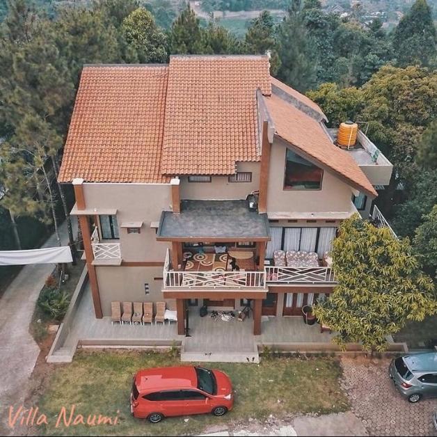Villa Naumi バンドゥン エクステリア 写真