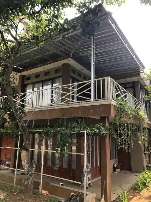 Villa Naumi バンドゥン エクステリア 写真