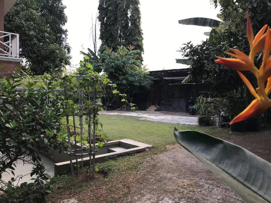 Villa Naumi バンドゥン エクステリア 写真