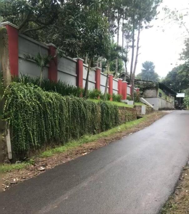 Villa Naumi バンドゥン エクステリア 写真